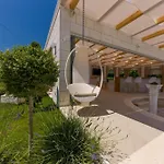 Malo Villa *