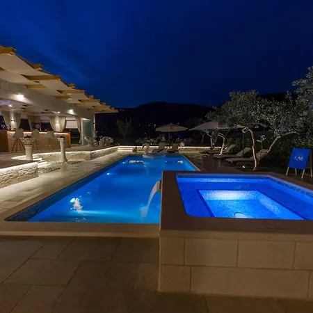 Malo Villa *